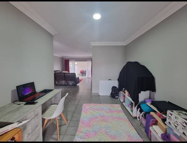 3 BEDROOM TOWNHOUSE FOR SALE IN ARCON PARK